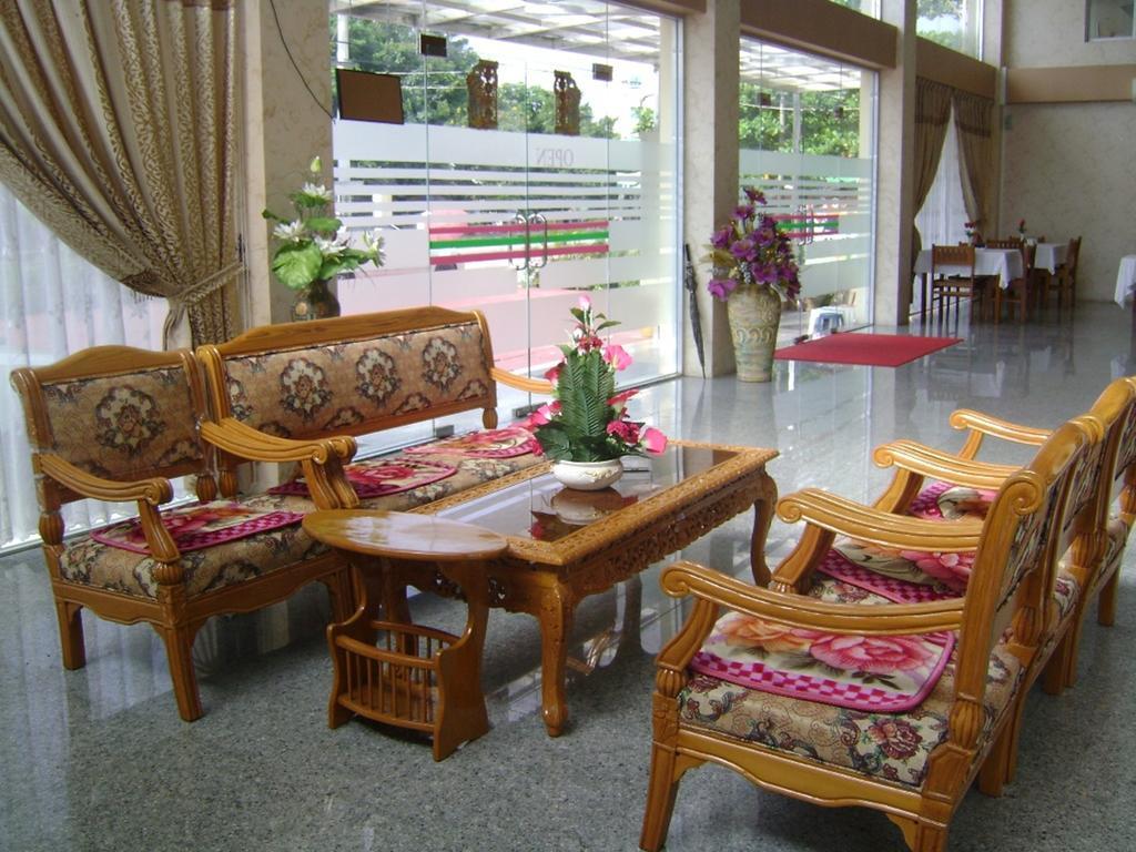 Royal Boss Hotel Rangun Kültér fotó