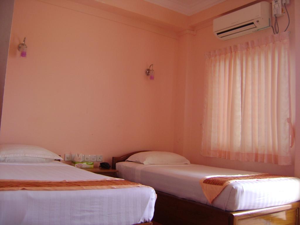 Royal Boss Hotel Rangun Kültér fotó